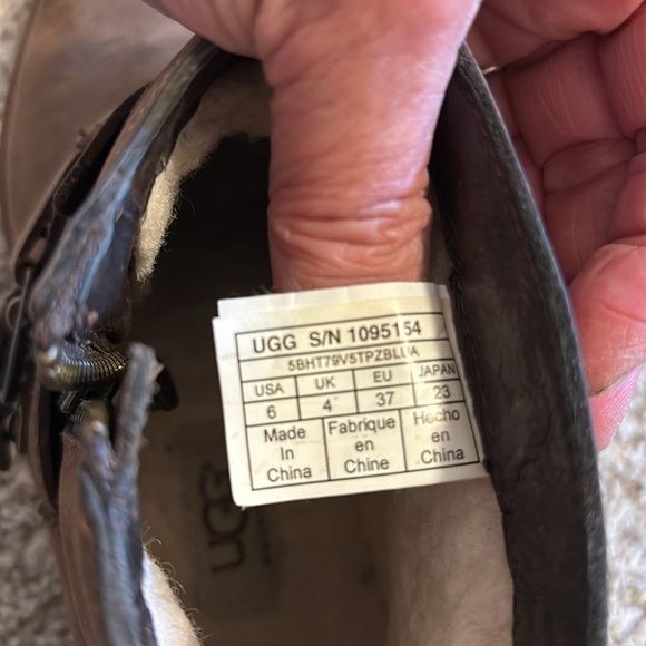 Ugg Cheyne Brown leather boots - Picture 5 of 7